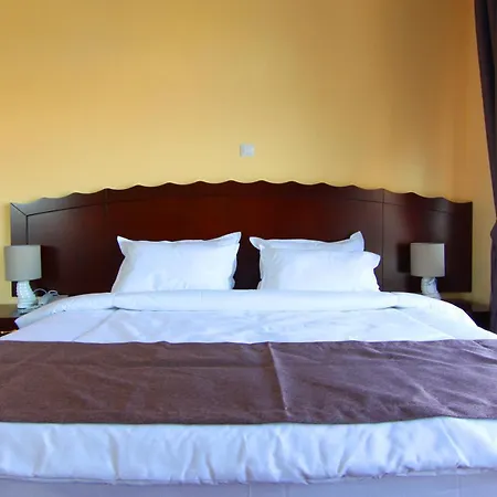 Otel The Vineyards Boutique & 4*