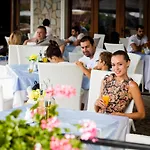 מלון The Vineyards Boutique & אהלוי