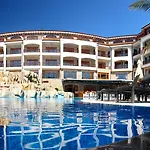 The Vineyards Boutique & 4*