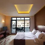 The Vineyards Boutique & מלון 4*