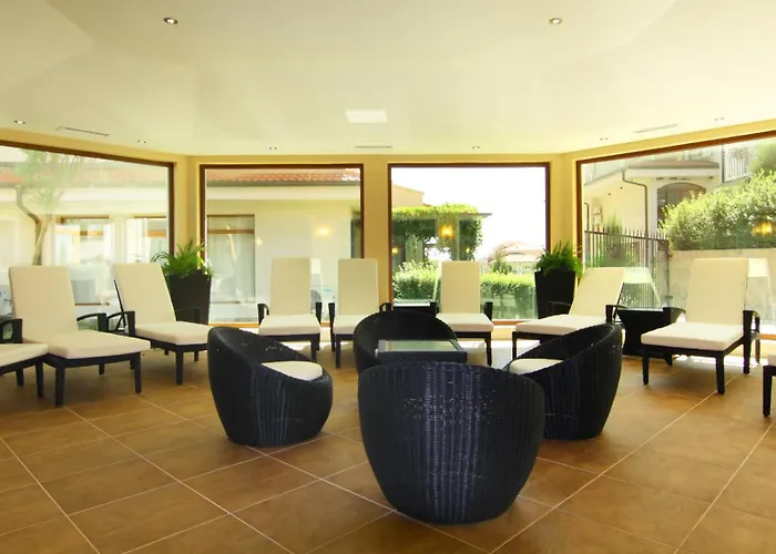 酒店 The Vineyards Boutique & 4*