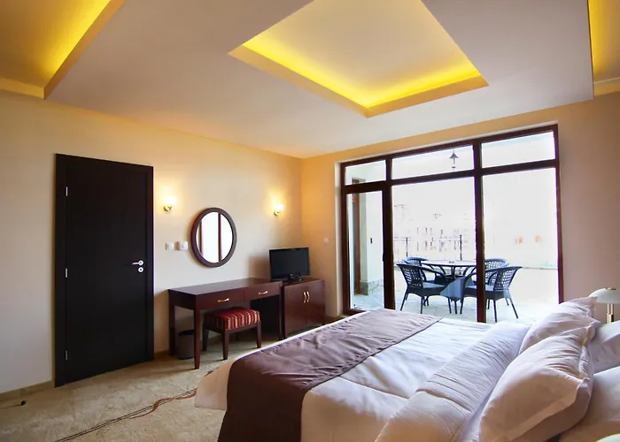 The Vineyards Boutique & 4* Aheloi